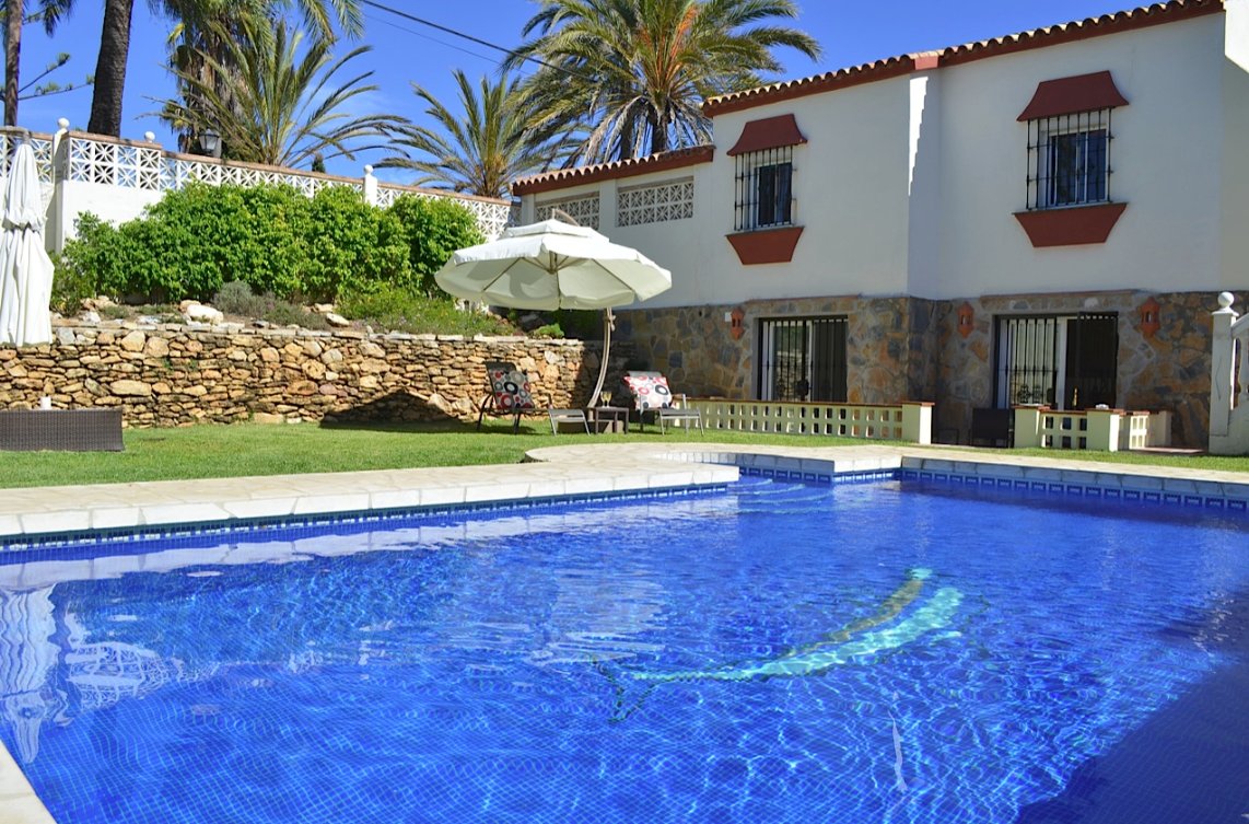 The Beach House - Marbesa The Beach House - Marbesa
